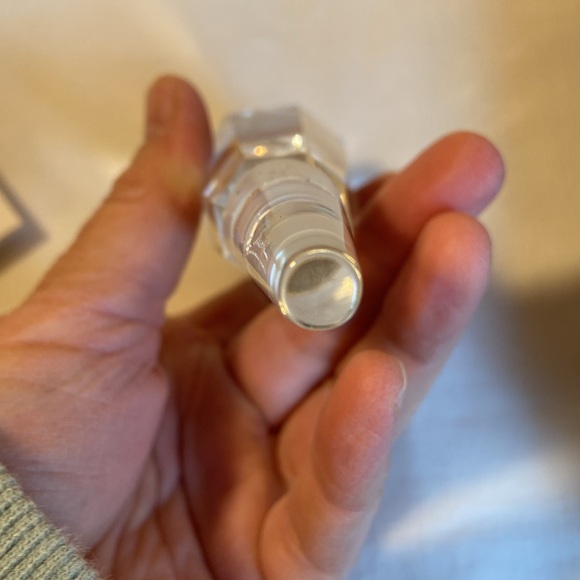 New in Box Oleg Cassini Crystal Bottle Stoppers Faceted Clear Heavy Weight NiCE - Picture 9 of 16